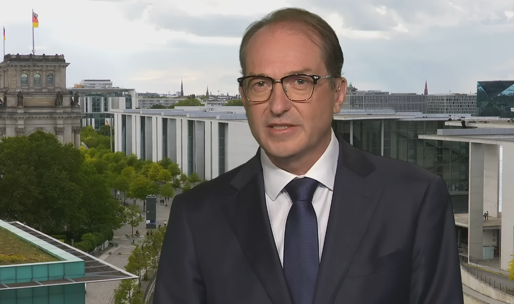 Alexander Dobrindt: el ministro del interior alemán que quiere rediseñar las fronteras de Europa Alexander Dobrindt: el ministro del interior alemán que quiere rediseñar las fronteras de Europa