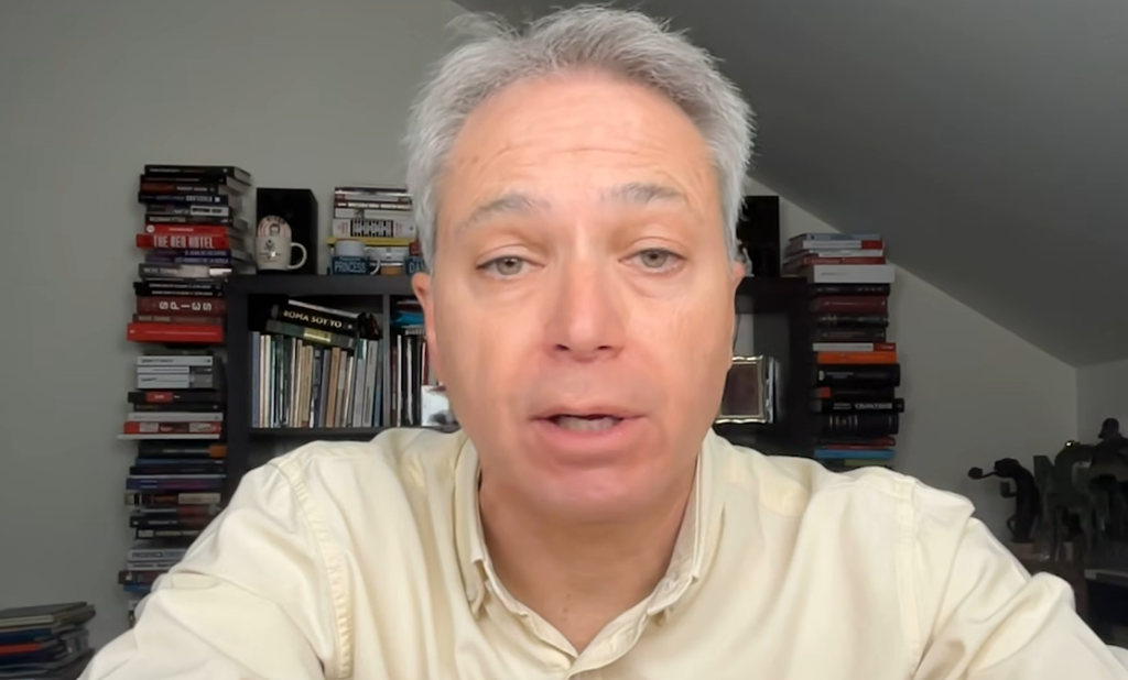 Vicente Vallés: El periodista que convirtió los informativos en una cita obligatoria para España
